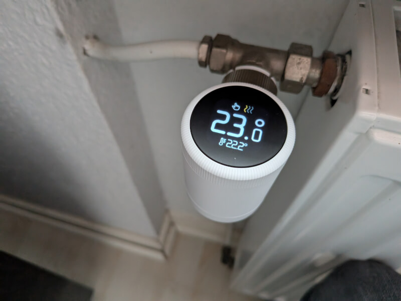 Tado Smart Radiator Thermostat X mounted and ready.jpg